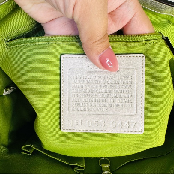 Coach Floral straw Tote Bag with matching wristlet - collectors piece - ENC - Picture 4 of 14